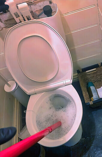 https://blockeddrainsbibralake.com.au/uploads/2025/07/blocked-toilet-74011.jpg